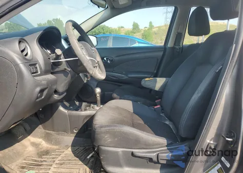 2016 Nissan Versa S z USA, uszkodzony, nr VIN 3N1CN7AP3GL807664